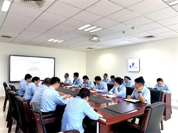 中心審查人員集中學(xué)習(xí)山東省工程建設(shè)標(biāo)準(zhǔn)《建設(shè)工程消防設(shè)計(jì)文件編制標(biāo)準(zhǔn)》